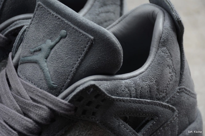 930155-003 4 KAWS Air Cool x Grey Jordan 0521